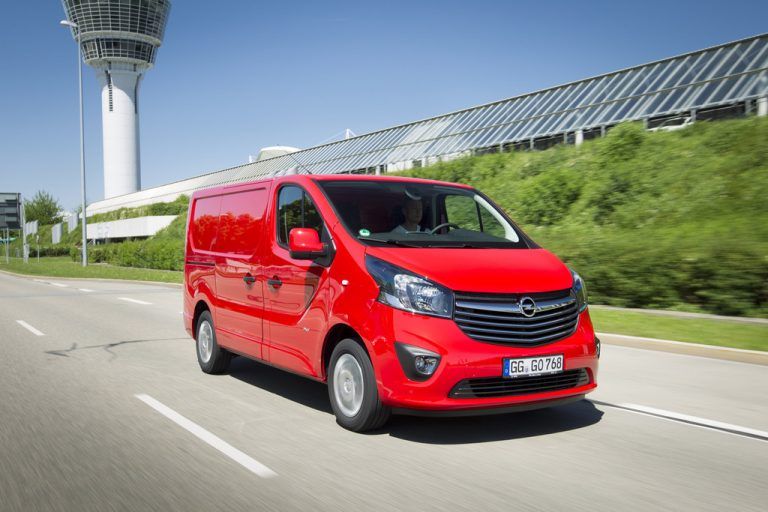 Opel Vivaro Kastenwagen: vor kurzem rundum aktualisierter leichter Transporter mit vielfältigen nützlichen Eigenschaften.