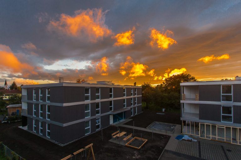 Rund um Immobilien gibt es viele Mythen: Zum Beispiel dass Lebensgefährten automatisch ein Erbrecht erhalten. Foto: VN/Steurer