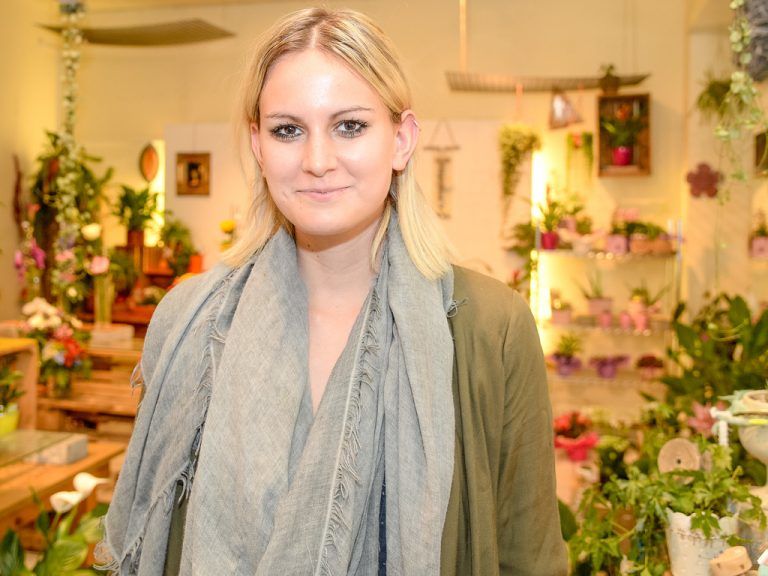 Simona Bereiter, LehrlingIch bin jetzt im ersten Lehrjahr als Floristin, weil ich den Umgang mit Pflanzen und Blumen schon immer mochte.
