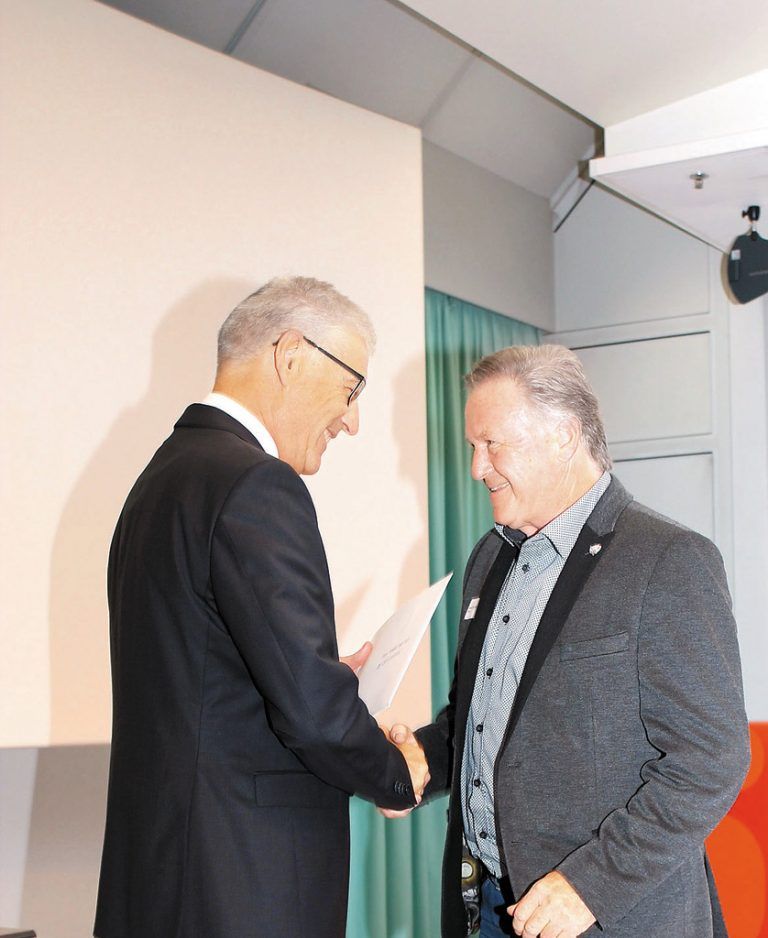 Stiftungsratspräsident Christian Fiechter und Arnold Feuerstein.