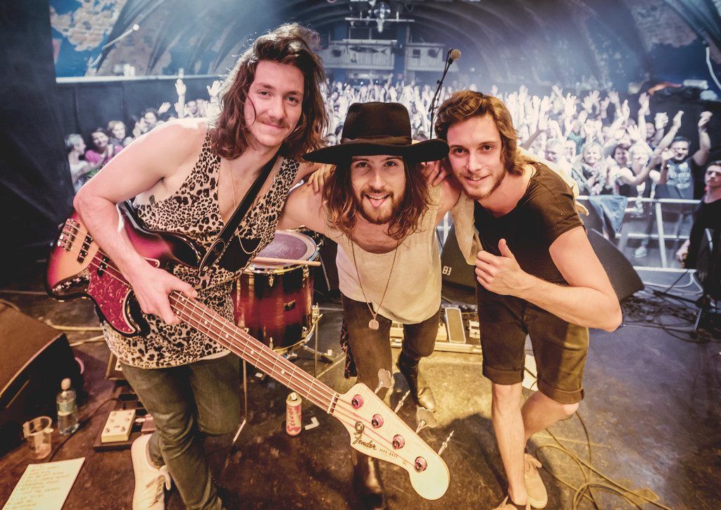 „The Makemakes“ gastieren mit ihrem neuen Debüt-Album im Gepäck im Conrad Sohm.