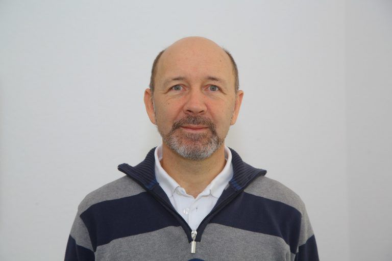 Thomas GstachTechnikerIch schätze die Möglichkeiten der Mitgestaltung und kann mich gut einbringen. Der Umgang ist sehr kollegial.