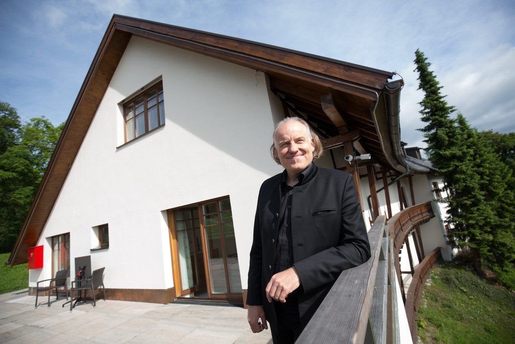 Seit Weihnachten vergangenes Jahr ist das Alpenhotel Bödele eine besondere Herberge.