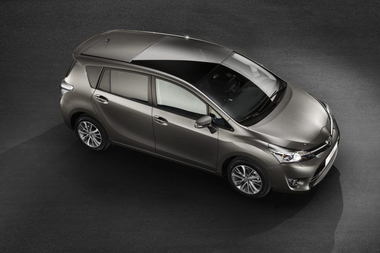Toyota wertet zum Modellwechsel im März 2016 den Verso auf. Foto: werk