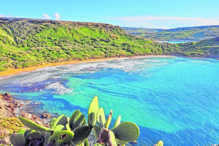 Traumhafte Landschaft abseits der Städte. Fotos: Shutterstock