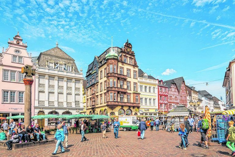 Trier bietet sich als Zwischenstopp oder Ausgangspunkt an.