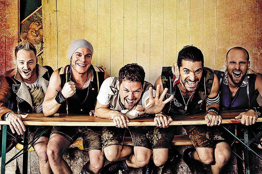 voXXclub mit frecher Volksmusik auf Tour