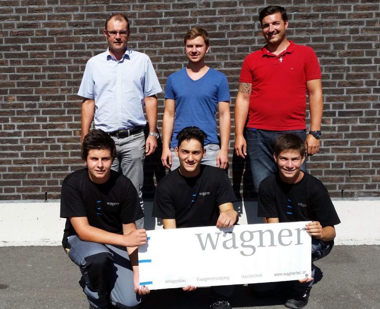 WAGNER: Drei neue Lehrlinge haben ihre Lehre als Installations- und Gebäudetechniker begonnen. Insgesamt bildet das Unternehmen in Nüziders zwölf Lehrlinge in drei verschiedenen Lehrberufen aus.