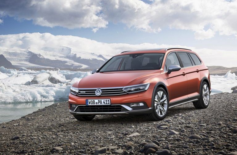Wie der kompakte Bruder Golf ist der Passat ebenfalls nur als Variant, als Kombi, ein „Alltrack“. Fotos: werk