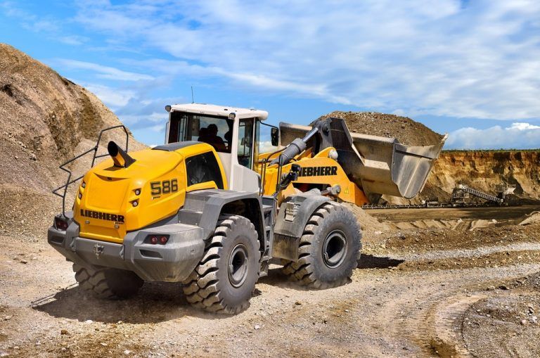 „XPower“ steht für die neue Generation der großen Liebherr-Radlader: treibstoffeffizient, leistungsstark, robust und komfortabel.