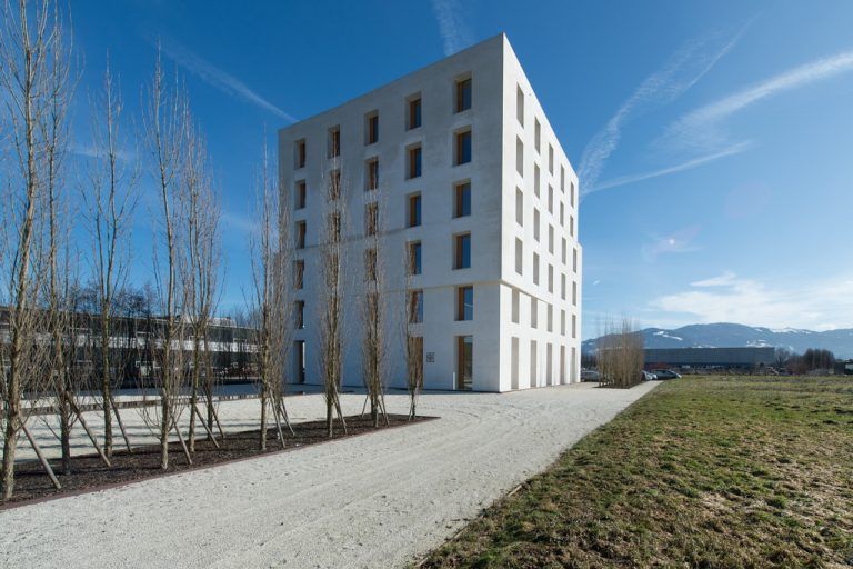 Zukunftweisender Bau aus Ziegeln mit Preis ausgezeichnet: BE-Bürohaus 2226 in Lustenau.  Foto: Stiplovsek