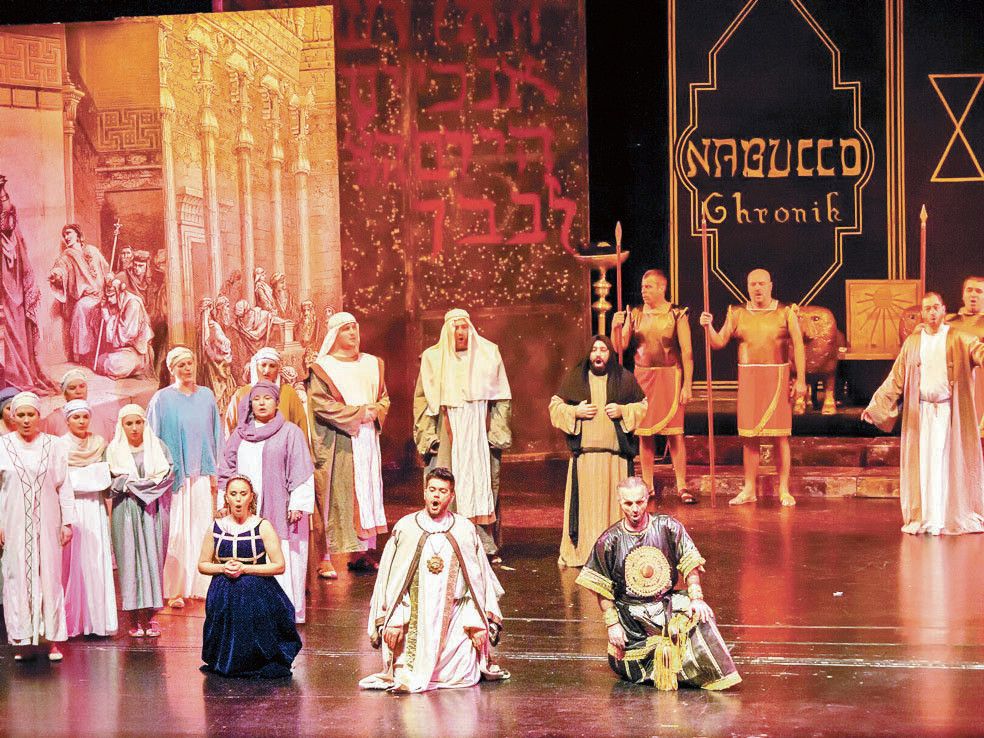 Nabucco geht auf Tournee