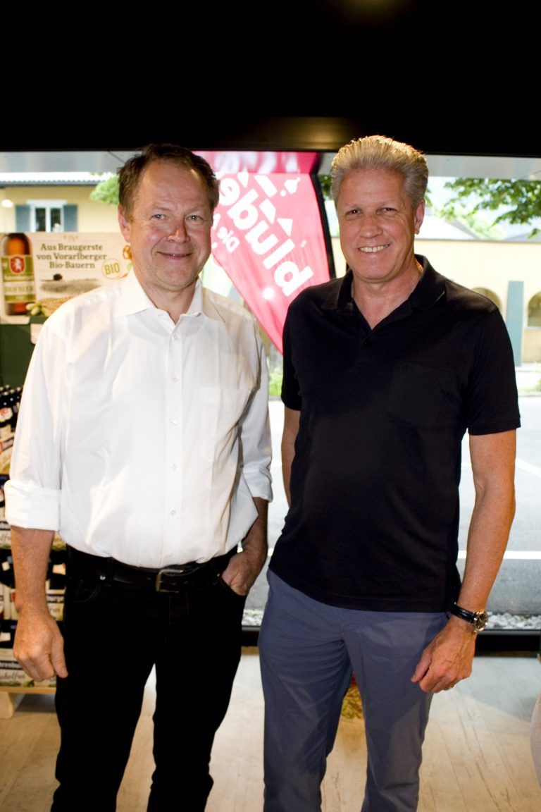Notar Egon Kasseroler (l.) und Jürgen Dietrich (Wr. Städtische)