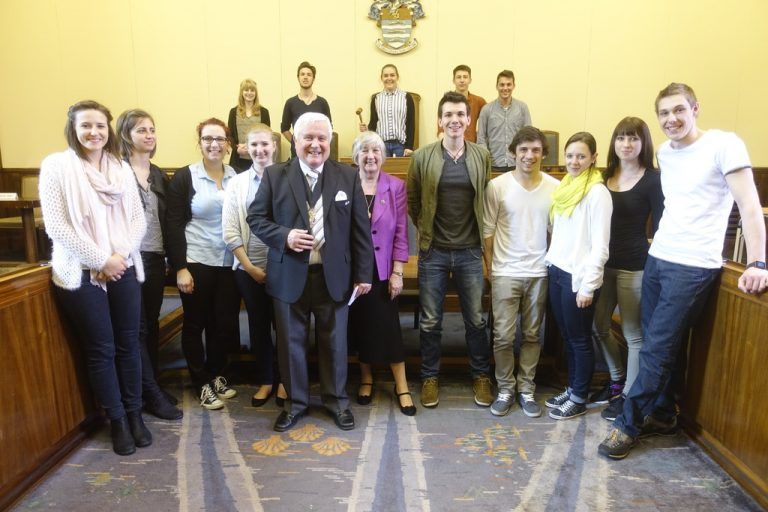 Audienz bei „mayor und mayoress“ von Worthing.