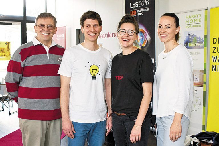 Begeistert von TEDx: Sergei Ikovenko (l.), Georg Terlecki-Zaniewicz, Sarah Luger und Theresa Feurstein. FOTOS: FRANC