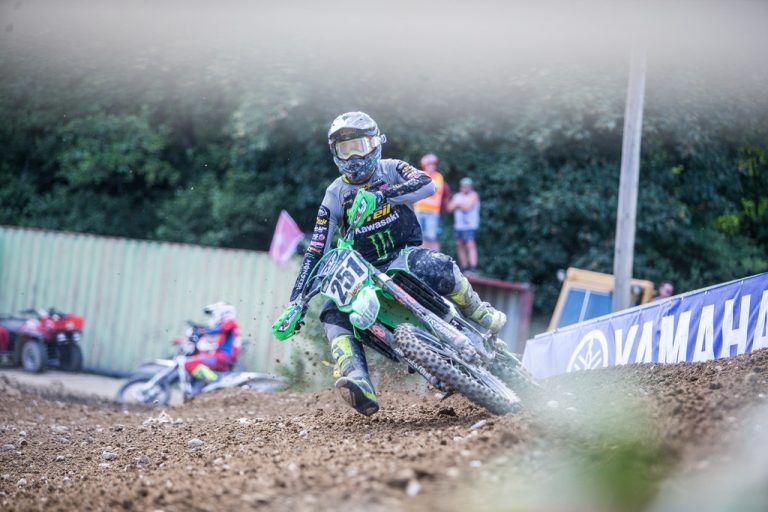 Das Motocross-Event in Möggers ist ein Pflichttermin für Ariane Rädler. Gemeinsam mit Kollegen des Skivereins kümmert sie sich um die Verpflegung der Besucher.Sams