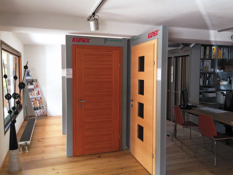 Das neue Türencenter entstand am ehemaligen Betriebsstandort in Bludenz. Fotos: Shutterstock