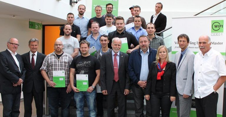 Den neuen Schweißwerkmeistern wurde im WIFI Campus ihr Diplom überreicht.  Foto: Wifi