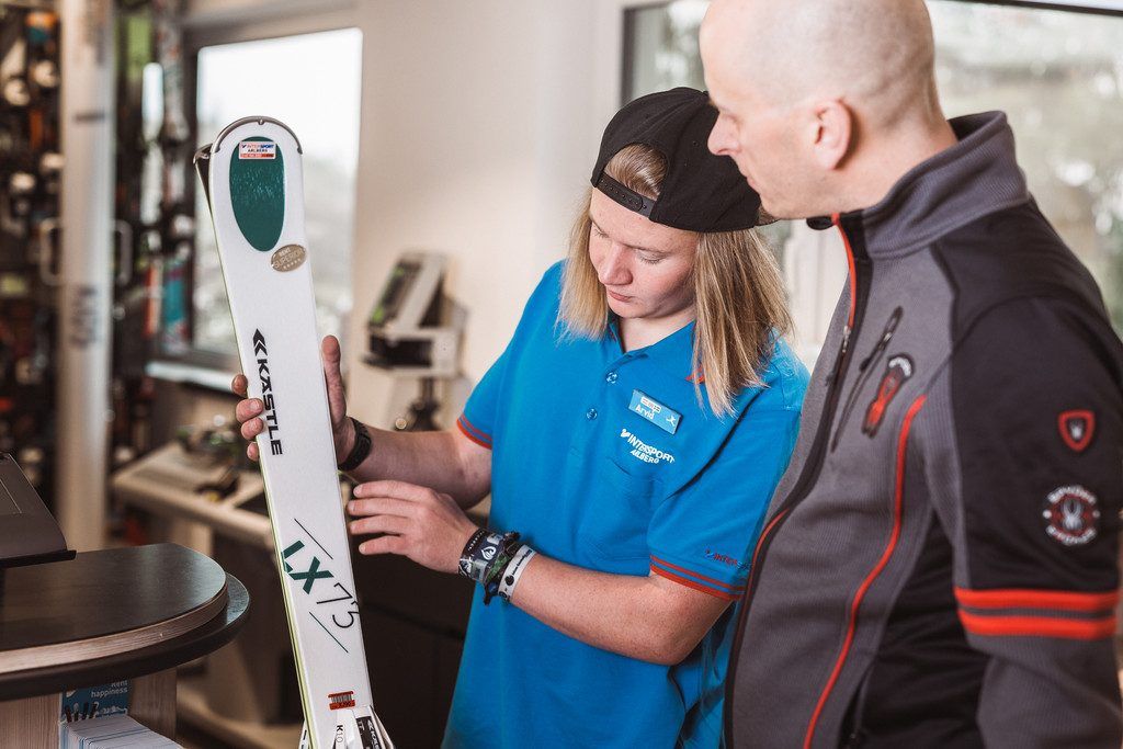 Mehr E-Bikes und junge Wanderer: Intersport-Umsatz legte 3,5 Prozent zu