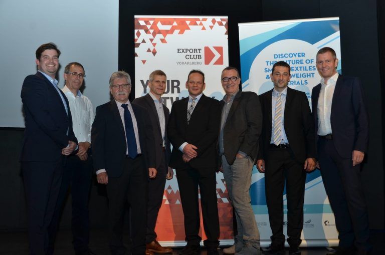 Die Organisatoren und Referenten der Veranstaltung über die textile Zukunft in Vorarlberg. Foto: Exportclub