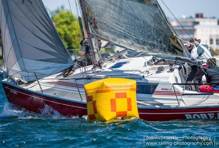Dietmar Lenz und seine Crew vom YC Rheindelta wurde als schnellste ORC-Yacht mit dem Zeughaus-Cup-Wanderpokal ausgezeichnet. Privat