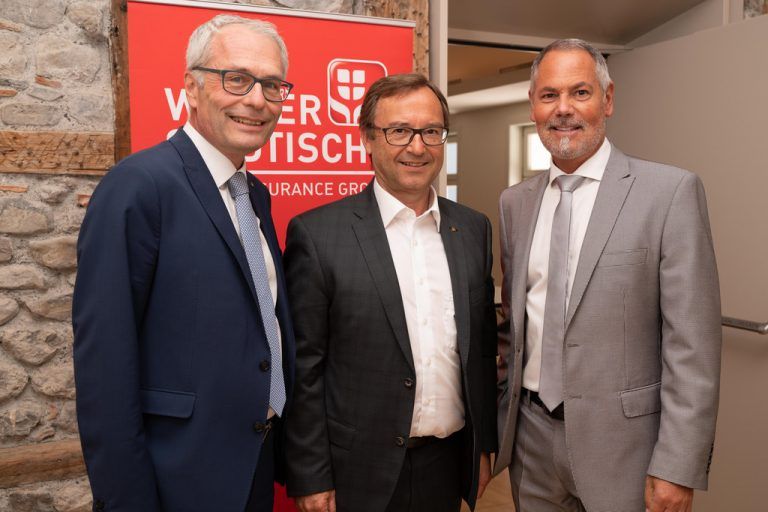 Direktoren A. Steinberger, W. Böhler, Ingo Hämmerle (S-Versicherung).
