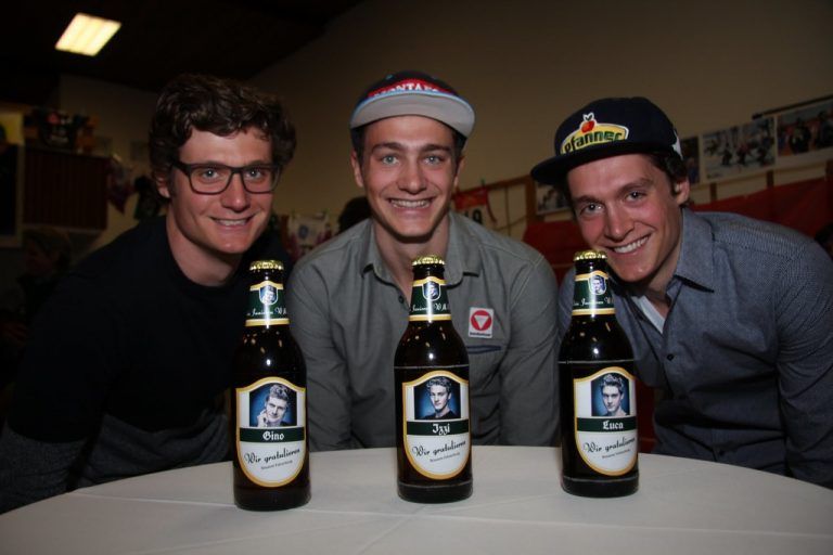 Eine „special edition“ der Brauerei Fohrenburg für Michael, Alessandro und Luca Hämmerle (v. l.).