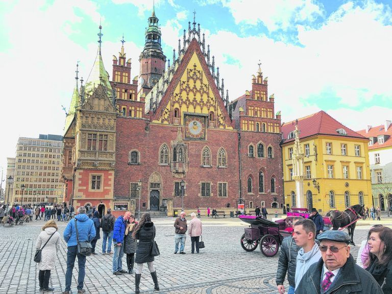 Eines der Wahrzeichen der schlesischen Hauptstadt: das Alte Rathaus.