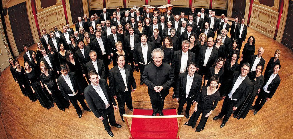 Manfred Honeck und sein Orchester bei den Bregenzer Meisterkonzerten
