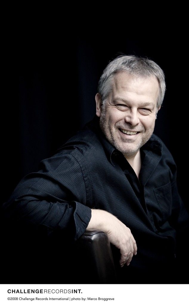 Der deutsche Tenor Christoph Prégardien (li.) wird beim Liederabend am Klavier von Julius Drake begleitet, einem dem besten ­Liedpianisten von ­heute. fotos: marco Borgrevve / Challange records