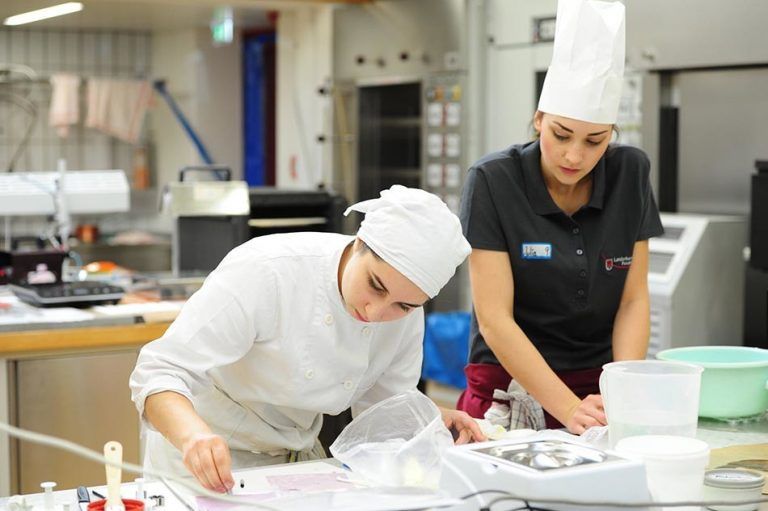 Kunstwerke aus Zucker und Marzipan