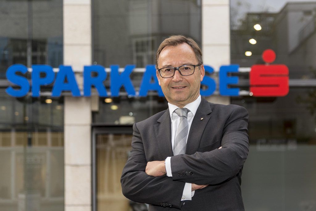 „Schaffa, schaffa … und wohnen?“