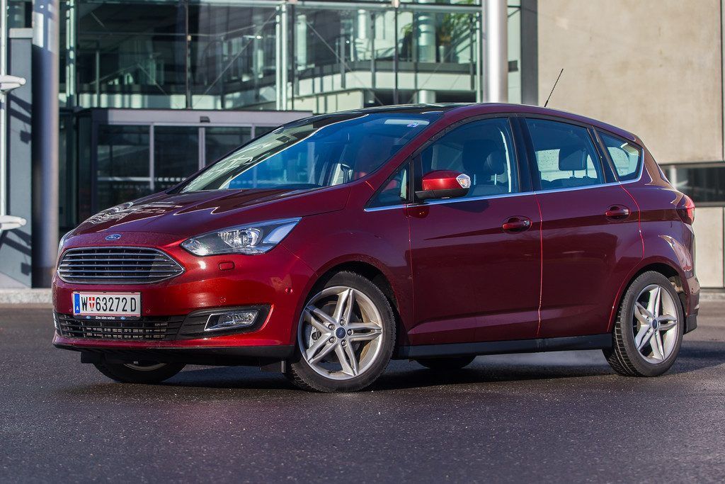 Modellpflege: Ford C-Max mit neuen Motoren und überarbeiteter Optik.