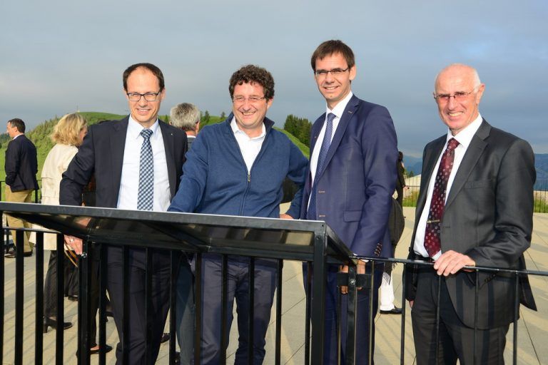 Idyllischer Tagungsort für Marc Mächle (St. Gallen), Paolo Beltraminelli (Tessin) und Gastgeber Markus Wallner (von links).