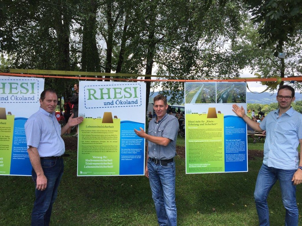Landwirte werben für ihren Standpunkt mit buntem Programm an der Frutz-Mündung.