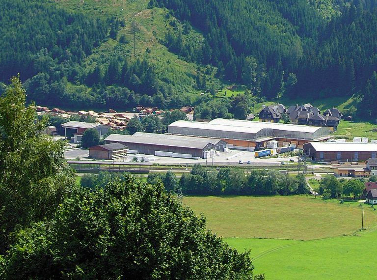 Kaufmann Bausysteme hat den Ende 2015 stillgelegten Produktionsstandort der Mayr-Melnhof Holz in Kalwang übernommen.