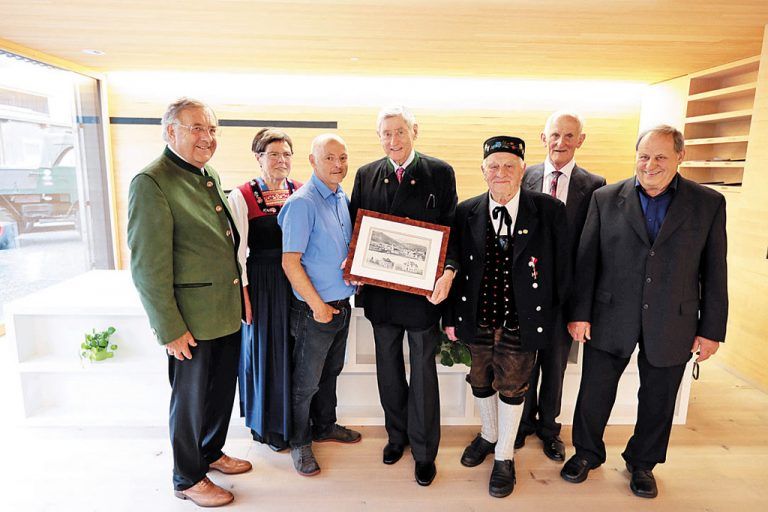 Melchior Bechter, Brunhilde Waldner, Karl Felder, Hannes Androsch, Max Moosbrugger, Androschs Schulkollegen Ferdinand und Anton Kohler. ame