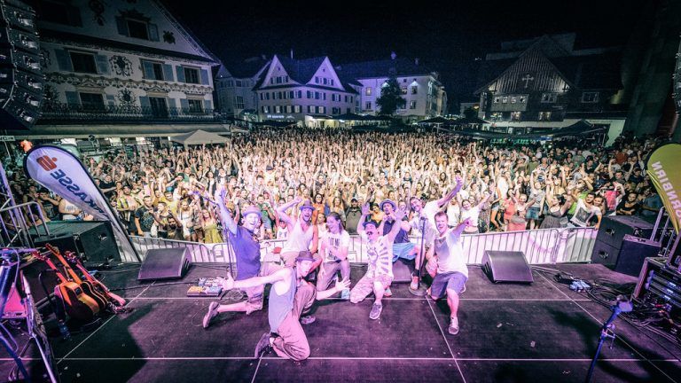 „Origano“ ist nicht nur ein Bestandteil der frischen Sommerküche, mit diesem Namen verbinden die Besucher der Dornbirner Innenstadt auch ein frisches und sommerliches Musikfestival auf dem Marktplatz. foto: matthias rhomberg/stadt dornbirn