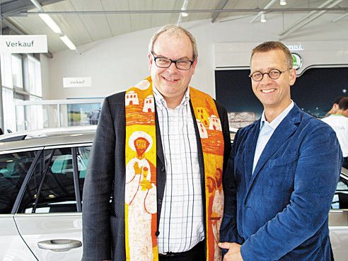 Pfarrer Hubert Lenz und Landtagsabgeordneter Matthias Kucera.