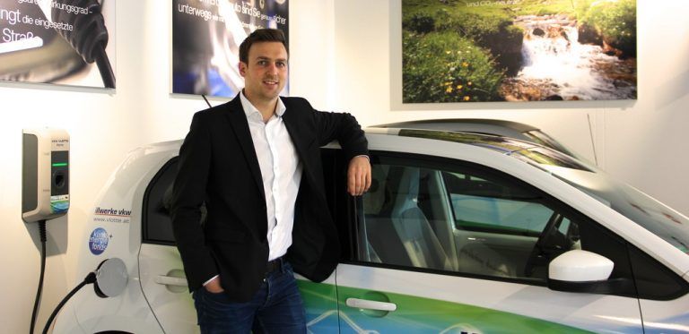 Philipp Österle: „Unser Team kümmert sich um Kundenberatung und -information bis hin zur Ladeinfrastruktur.“