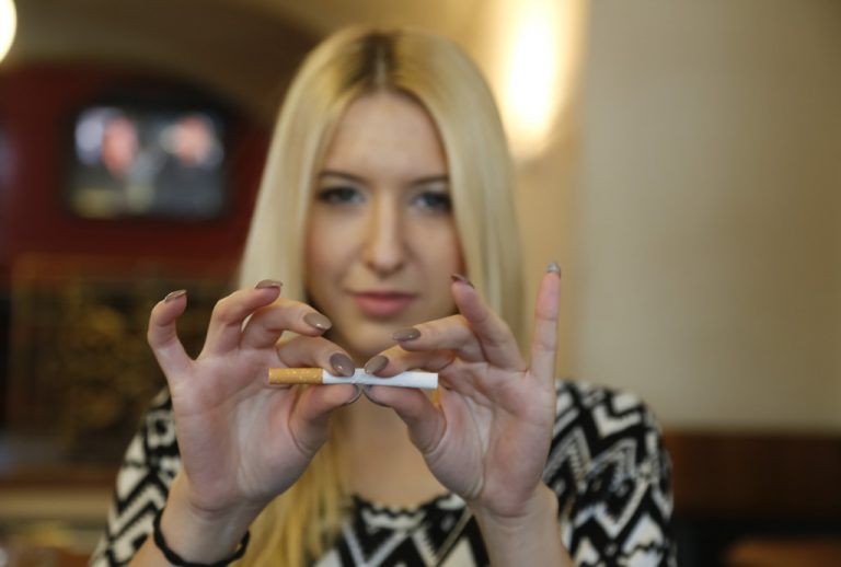Schluss mit Nikotin: Immer mehr wollen dem blauen Dunst abschwören. Foto: vn/paulitsch