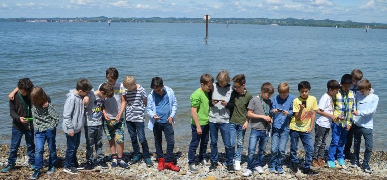 Selbst am See wird immer gespielt. Foto: Heinz Rainer