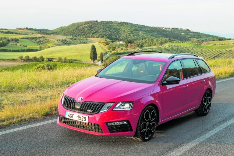 Škoda Octavia Combi: Der Tscheche ist, was seine Dimensionen betrifft, ein Grenzgänger zwischen der Kompakt- und der Mittelklasse.
