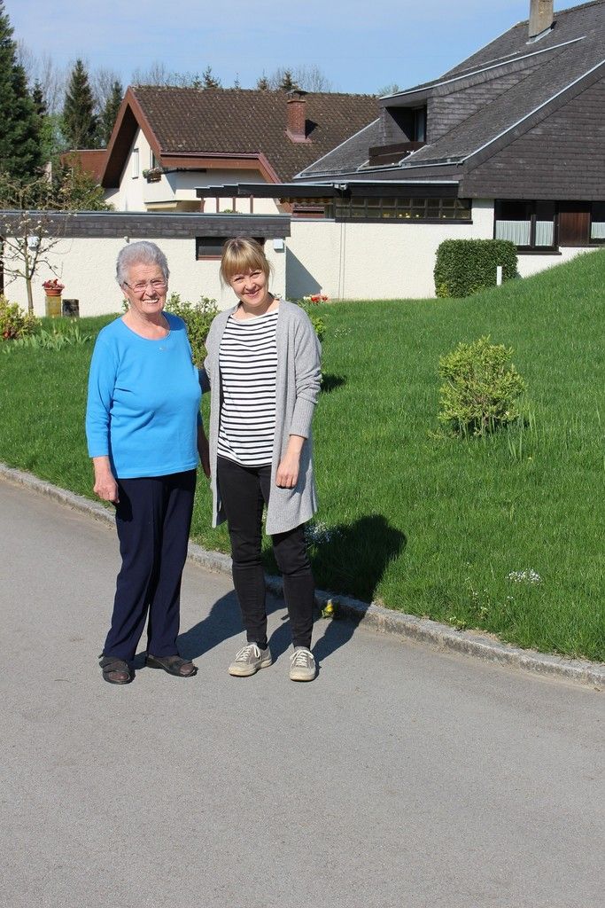 Unni Smith-Erichsen (r.) ist Erna über die Monate hinweg eine treue Begleiterin geworden. Foto: caritas