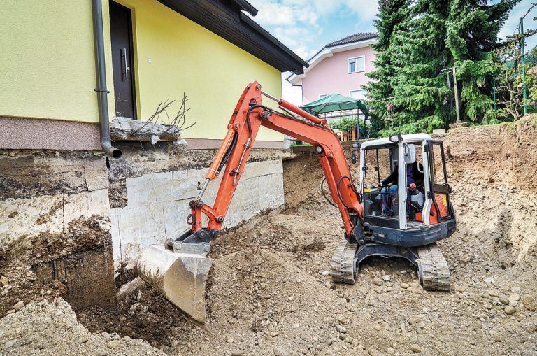 Unter der Erde gelten andere Abstände als beim oberirdischen Bauen. Foto: Shutterstock