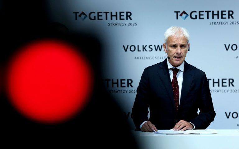 „Vielleicht sind wir Deutschen ein bisschen gegenwartsbequem geworden, was dann zu Risikoscheu geführt hat“, so VW-Chef Müller. Foto: AFP