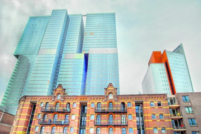 Weiteres architektonisches Highlight: De Rotterdam.