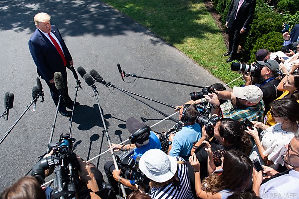 Schwarzer Abgeordneter unterbricht Trump-Rede in Jamestown