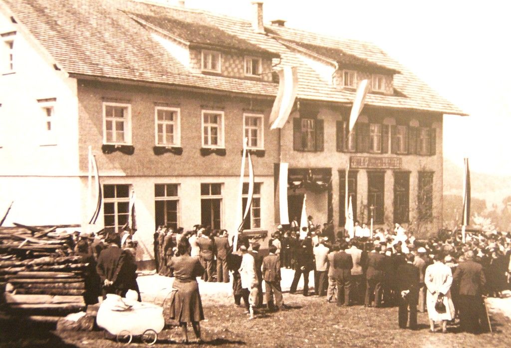 vorarlberg einst und jetzt. Schulhaus in Buch Vorarlberger