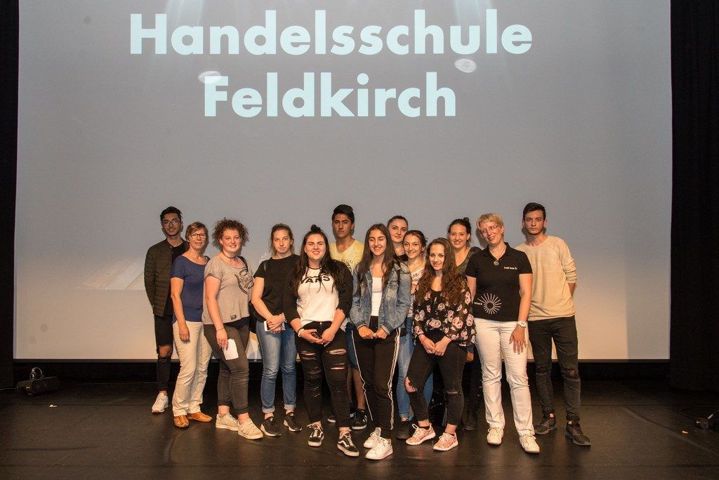 Wir, die 1as1 der  Praxis-Handelsschule in Feldkirch